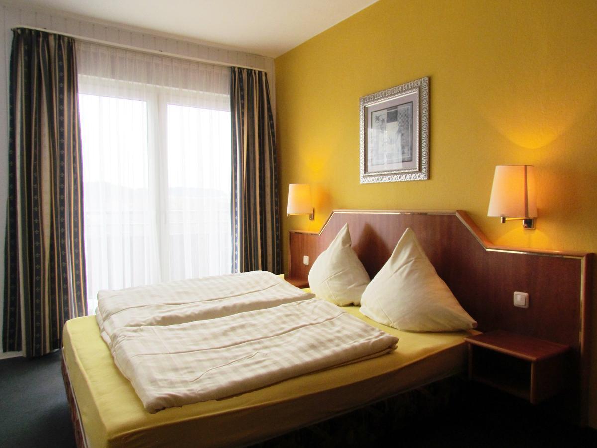 Hotel Seeblick Зальбург Экстерьер фото